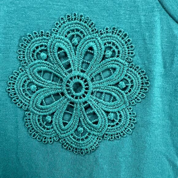 Laurie Felt Cotton Spandex Rayon Made from Bamboo Tee with Applia Emerald Medium - Picture 9 of 10